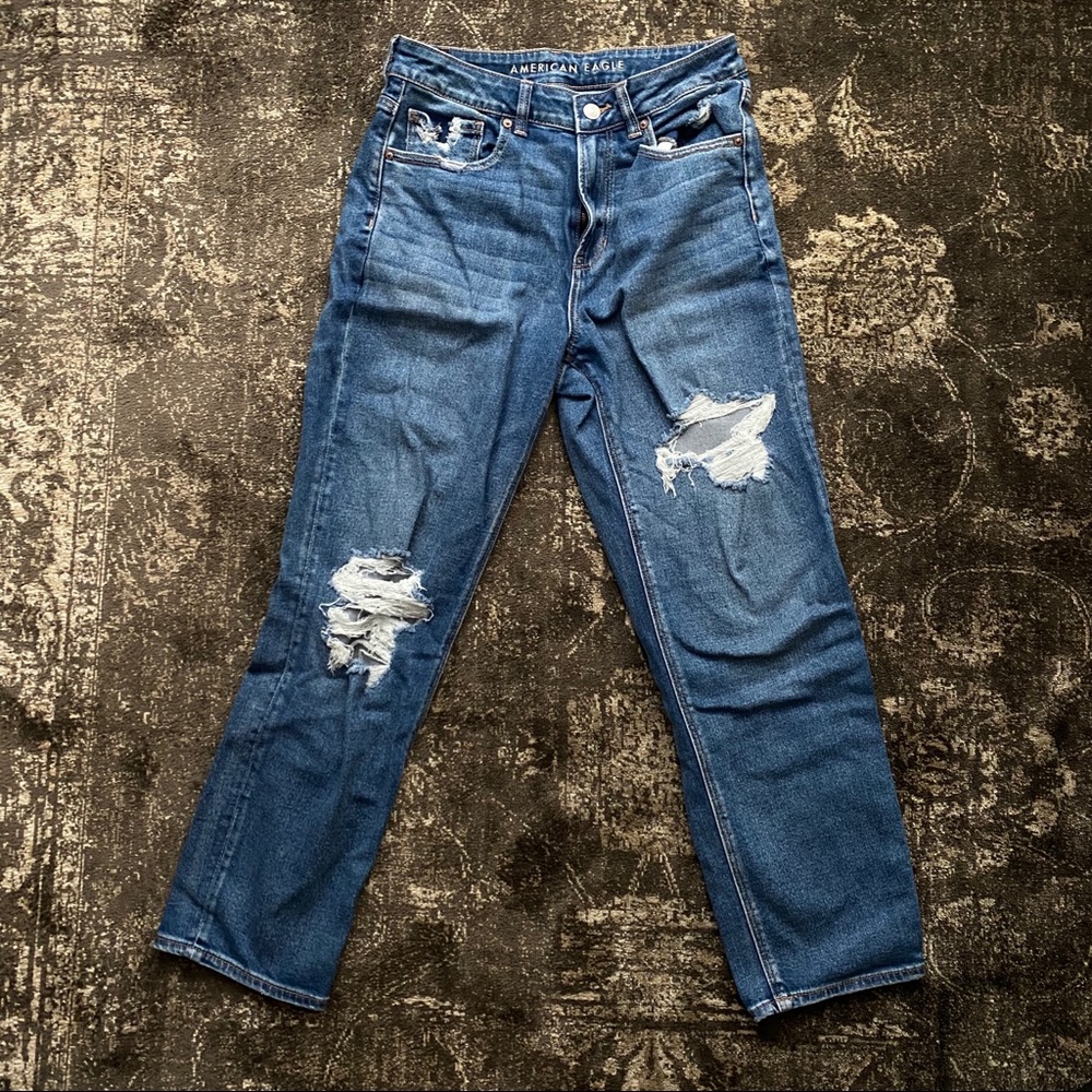 American Eagle Outfitters Mom Jeans